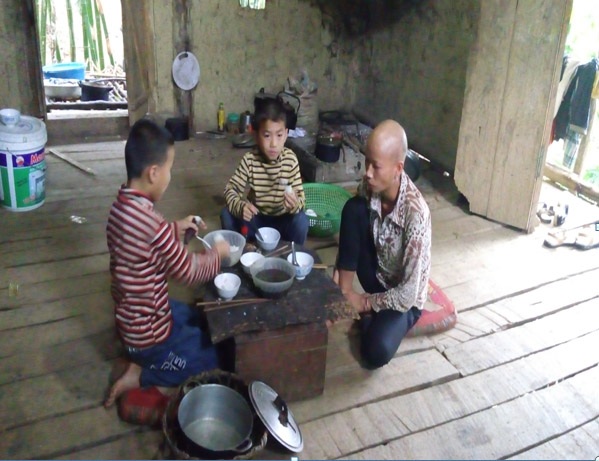 “Ông trời ơi ! Sao con mãi tụt dốc thế này?” - 5 Năm 2012, khi Dự án “