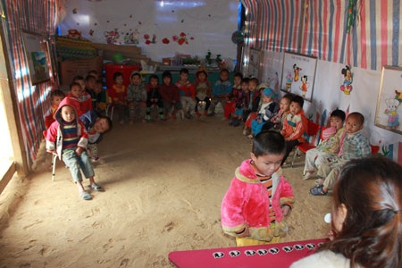 Khánh thành công trình 3 phòng học mang tên Dân trí tại Nà Cóc, Lai Châu