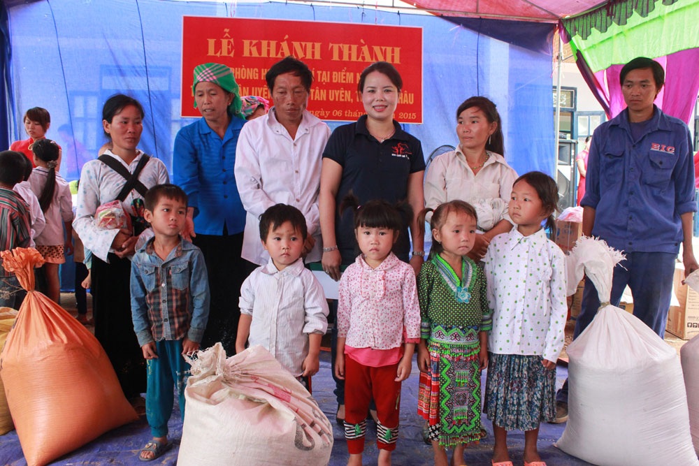 Khánh thành công trình 3 phòng học mang tên Dân trí tại Nà Cóc, Lai Châu