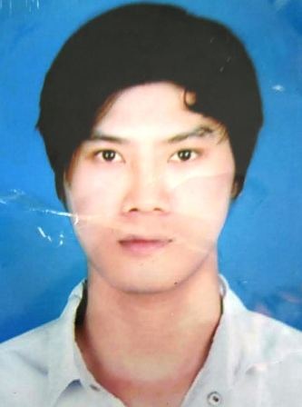 Đối tượng Nguyễn Tuấn Tú, (tự “Tú đĩ”), hiện đã bỏ trốn và đang bị công an truy bắt.