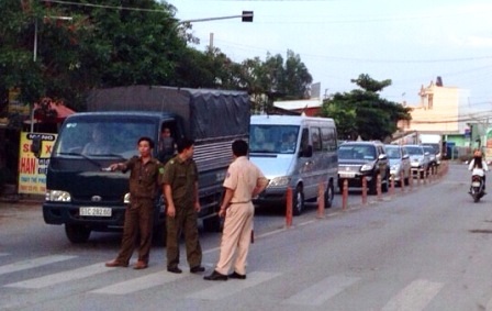 Tai nạn trên đường cao tốc, 13 người nhập viện - 5 Hiện trường một vụ TNGT nghiêm trọng trên cao tốc HLD ngày 7/5 vừa qua làm nhiều người bị thương.