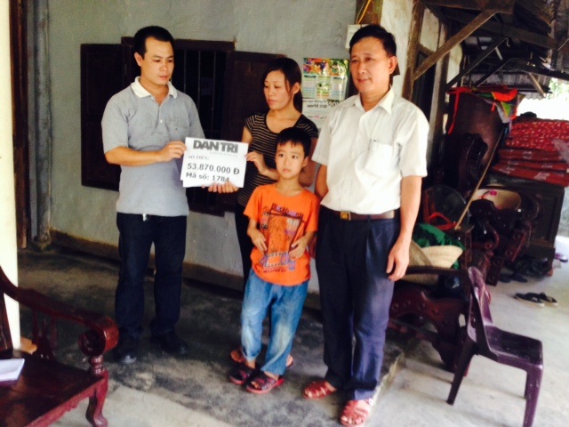 Gia đình chi Trương Thị Ý nhận số tiền gần 54 triệu đồng 