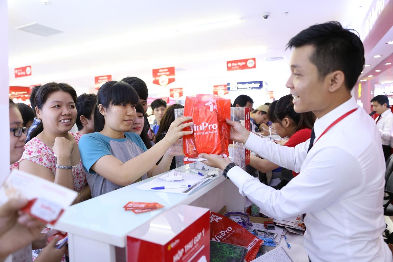 Hệ thống công nghệ - điện máy VinPro đồng loạt khai trương, tưng bừng khuyến mãi - 1 Hệ thống công nghệ - điện máy VinPro đồng loạt khai trương, tưng bừng khuyến mãi
