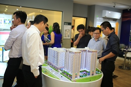Thị trường bất động sản TPHCM: Khát căn hộ giá “mềm” - 1 96