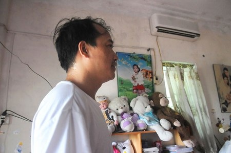 Nắng nóng: Quạt ế, điều hòa bán chạy như tôm tươi - 10 Không thể chịu nổi
được cái nóng, nhiều hộ dân phải tăng cường điều hoà làm mát giảm nhiệt.