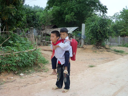 Cùng sẻ chia trong ngày kỷ niệm... - 4 Cùng sẻ chia trong ngày kỷ niệm... - 4