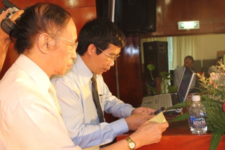 Ra mắt phương thức ủng hộ Quỹ Nhân ái không mất phí chuyển tiền bằng dịch vụ BankPlus - 2 Ra mắt phương thức ủng hộ Quỹ Nhân ái không mất phí chuyển tiền bằng dịch vụ BankPlus - 2