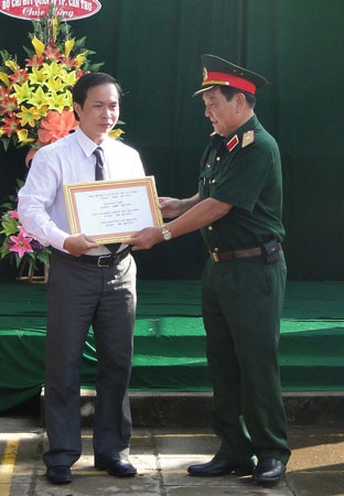 “Một triệu cuốn vở…” tiếp tục đến với học sinh nghèo Bạc Liêu, Cần Thơ, Cà Mau - 3 “Một triệu cuốn vở…” tiếp tục đến với học sinh nghèo Bạc Liêu, Cần Thơ, Cà Mau - 3