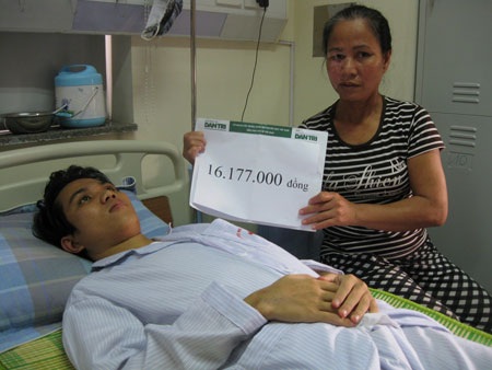 Thêm hơn 16 triệu đồng giúp đỡ chàng sinh viên không may mắn - 1