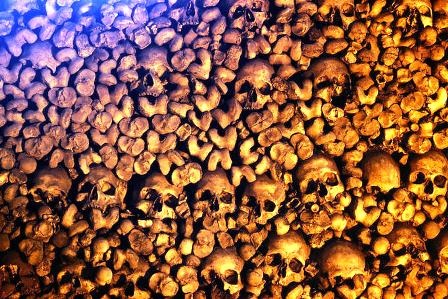 Nhà thờ được làm hoàn toàn bằng… xương người