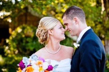 Thiếu nữ sống “ly thân” với gương suốt 1 năm ròng - 3 Kjerstin tâm sự; khi đọc cuốn sách có tên