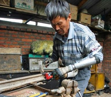 Người đàn ông tự chế tạo đôi tay cho riêng mình - 2 Sun Jifa nói: