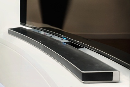 Đánh giá soundbar không dây thiết kế cong của Samsung - 4 Ảnh –Cận cảnh loa cong không dây HW-H7501