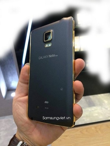 Lộ thông tin Galaxy E7 và hình ảnh Galaxy Note Edge mạ vàng tại Việt Nam - 4 Những hình ảnh Galaxy Note Edge mạ vàng xuất hiện tại Việt Nam