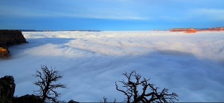 Tuyển tập hình ảnh khoa học, thiên nhiên ấn tượng tuần qua - 15 Mây trắng bao phủ nhiều ngày tại hẻm núi nổi tiếng Grand Canyon (bang Arizona, Mỹ).