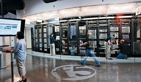 10 hãng công nghệ có môi trường làm việc tốt nhất năm 2014