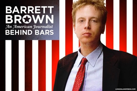 Chân dung Barrett Brown, nhà báo bị kết án 5 năm tù giam vì liên quan đến nhóm hacker Anonymous
