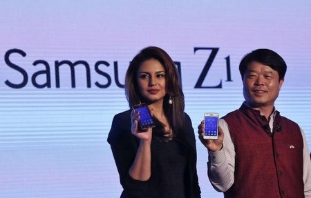 Smartphone Tizen của Samsung khởi đầu chậm chạp hơn trông đợi - 1 Smartphone Tizen của Samsung khởi đầu chậm chạp hơn trông đợi