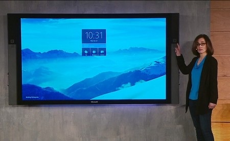 Surface Hub là thiết bị cỡ lớn sử dụng Windows 10 của Microsoft