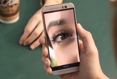 Hình ảnh chiếc smartphone One M9 xuất hiện rõ nét trong video quảng cáo