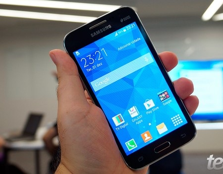 Samsung ra mắt smartphone tầm trung dùng chip 64-bit - 2 Video mở hộp Galaxy Win 2: