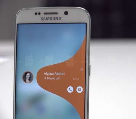 Kéo viền thông báo để mở rộng và biết rõ thông báo cụ thể là gì, tin nhắn hay cuộc gọi nhỡ