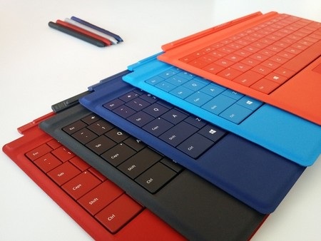 Microsoft bất ngờ trình làng Surface 3, “đối thủ nặng ký” của iPad Air - 3 Bàn phím và viết stylus có nhiều màu sắc khác nhau để lựa chọn