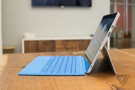 Microsoft bất ngờ trình làng Surface 3, “đối thủ nặng ký” của iPad Air - 8 Các cổng kết nối trên sản phẩm