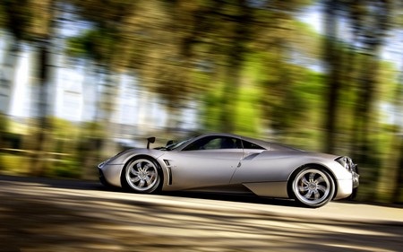 Bộ sưu tập hình nền “thần gió” Pagani Huayra - 7 T.Thủy