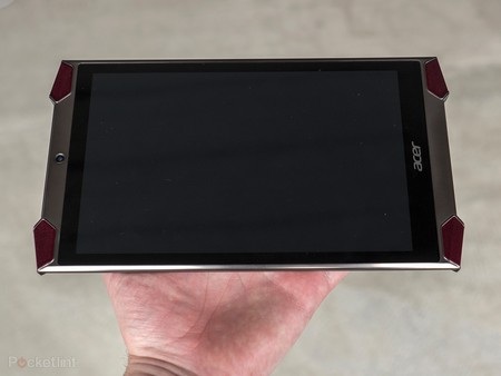 Acer ra mắt máy tính bảng chơi game với thiết kế hầm hố - 1 Máy sở hữu màn hình rộng 8-inch