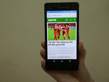 Sản phẩm sở hữu màn hình rộng 5-inch độ phân giải HD (1280x720)