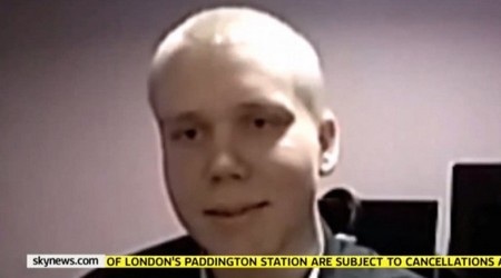 Hacker 17 tuổi tấn công hơn 50 ngàn máy tính - 1 Hacker Julius Kivimaki trả lời phỏng vấn của SkyNews sau khi bị kết án