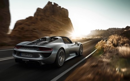 Bộ hình nền Porsche 918 Spyder - Siêu xe tăng tốc nhanh nhất thế giới - 17 T.Thủy