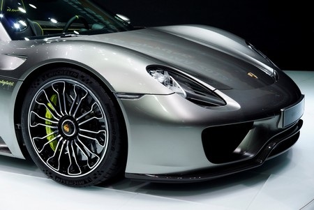 Bộ hình nền Porsche 918 Spyder - Siêu xe tăng tốc nhanh nhất thế giới - 20 T.Thủy