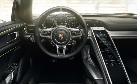 Bộ hình nền Porsche 918 Spyder - Siêu xe tăng tốc nhanh nhất thế giới - 23 T.Thủy