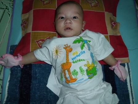 Trích 20 triệu đồng hỗ trợ nuôi dưỡng bé Nhân Hòa - 1