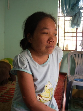 Ba con người lay lắt chờ đợi… một phép màu - 3