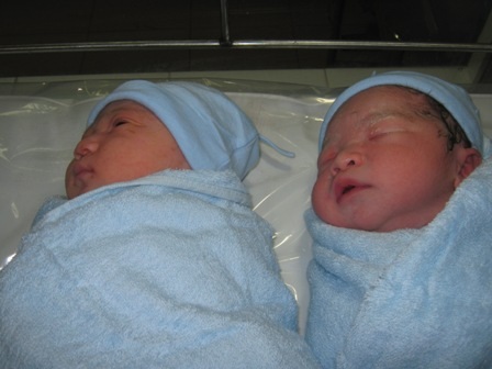 Những em bé chào đời đúng thời khắc giao thừa tết Dương lịch - 4