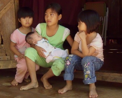 “Bố ơi xin đừng bỏ 5 chị em con!” - 2