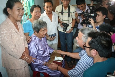 “Nhìn những kỷ vật này tôi như thấy con trai của mình”