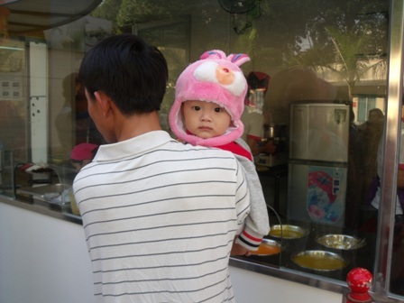 Khởi động chương trình từ thiện “bữa sáng yêu thương”
