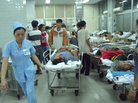 Phát triển hệ thống bệnh viện vệ tinh "đối phó" với quá tải - 1