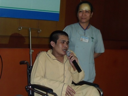 Bệnh nhân từng mang bướu 90kg rạng rỡ ngày xuất viện