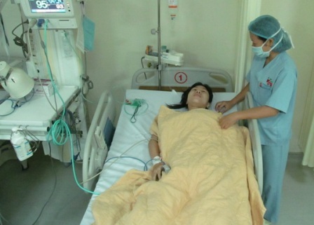 Bệnh nhân 21 tuổi mang khối bướu khổng lồ trong lồng ngực