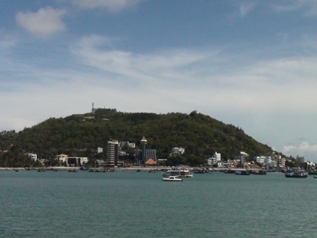 Người dân tại các vùng biển đảo cần được chăm só tốt hơn về Y tế