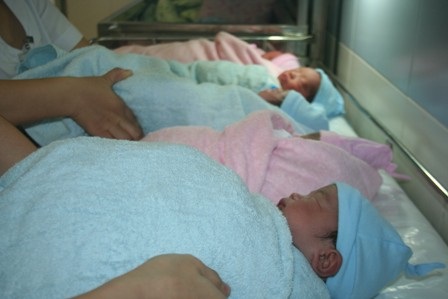 Số trẻ sinh năm rồng đang tăng nhanh vào cuối năm