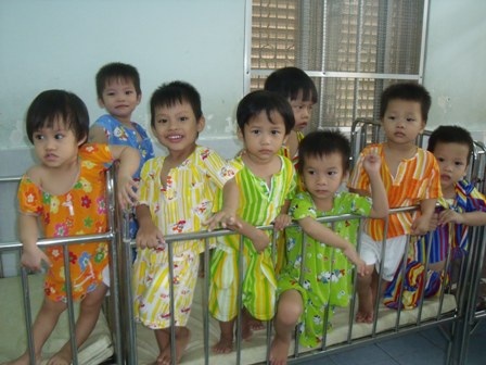 Ngày càng có nhiều trẻ bị bỏ rơi lớn lên tại các Trung tâm nuôi dưỡng