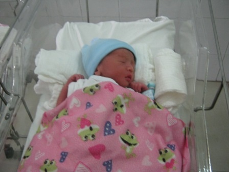 Bé trai lớn nhất chỉ đạt cân nặng 2kg