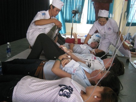 Nạn nhân đang được bù nước và theo dõi tích cực