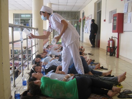 Nạn nhân đang được bù nước và theo dõi tích cực